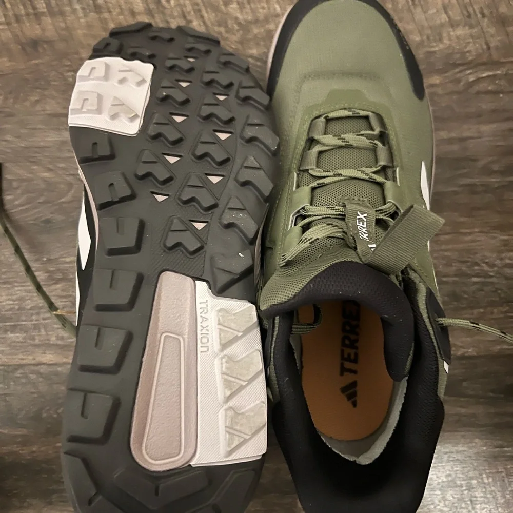 Adidas Terrex Olive Men's Athletic Shoes - Picture 5 of 6